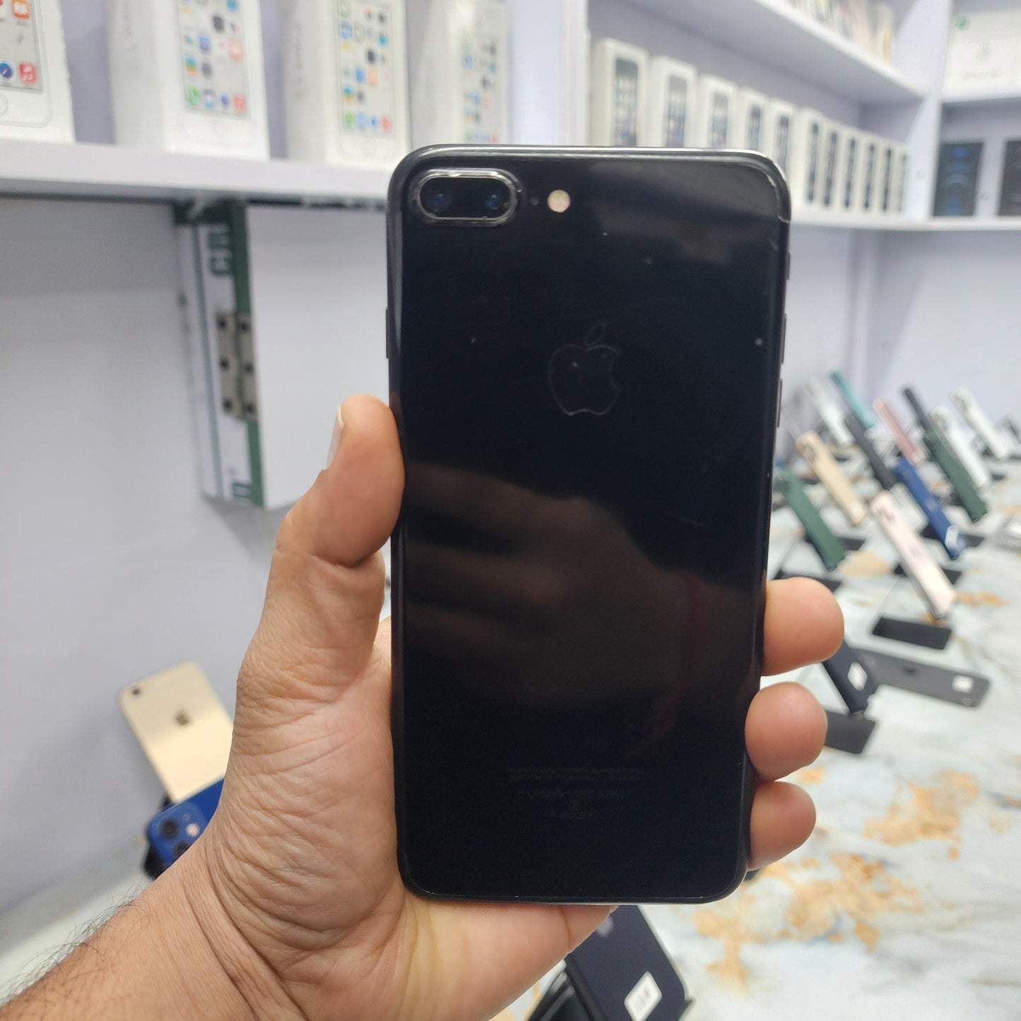 iPhone 7 Plus 128Gb (1.5Yr Used) Fair Condition (Major Dents & Scratches)