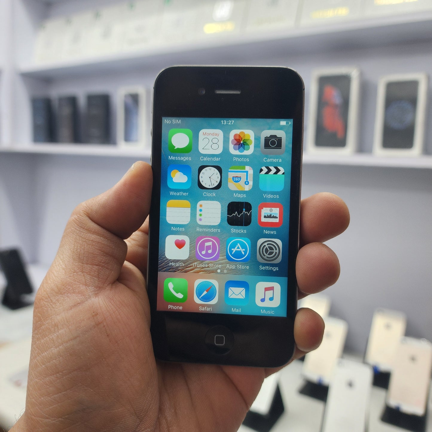 iPhone 4s 16GB - (Renewed)