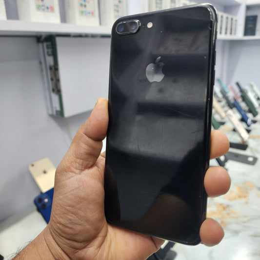 iPhone 7 Plus 128Gb (1.5Yr Used) Fair Condition (Major Dents & Scratches)